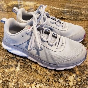 Under Armour Women's Charged Assert 8 Running Shoe Size: 10
